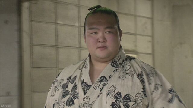 5月の大相撲 横綱の稀勢の里が24日から休む