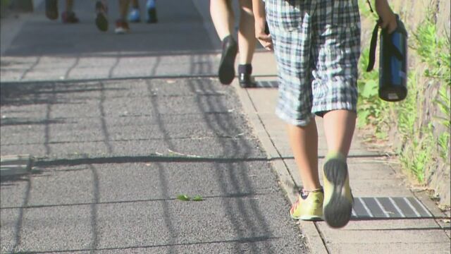 17歳以下の子どもの13.9%は貧しい家庭の子ども