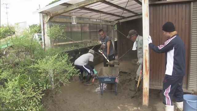 大雨で被害があった福岡県朝倉市にボランティアが集まる
