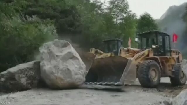 中国の九寨溝でマグニチュード7の地震