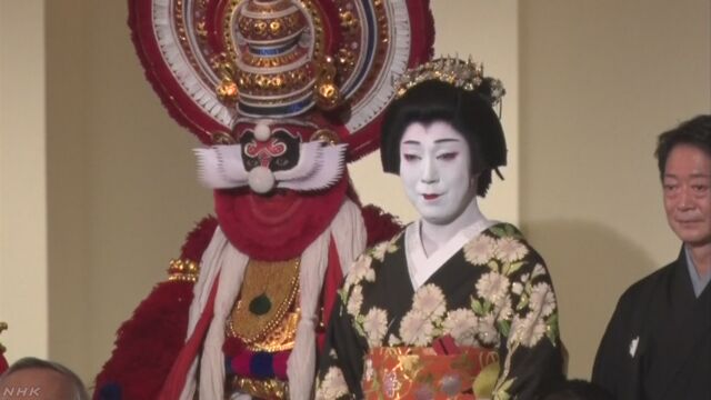 日本の歌舞伎とインドの踊りで2つの国が交流