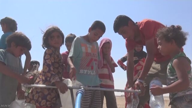 難民の子どもの半分以上が学校に通うことができない