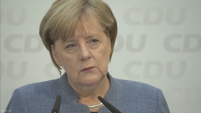 ドイツのメルケル首相「国に入れる難民は20万人以内」