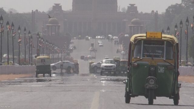 空気の汚染などが原因で900万人が亡くなる
