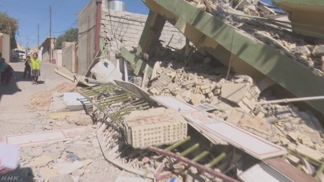イランとイラクの国境で地震 450人以上が亡くなる