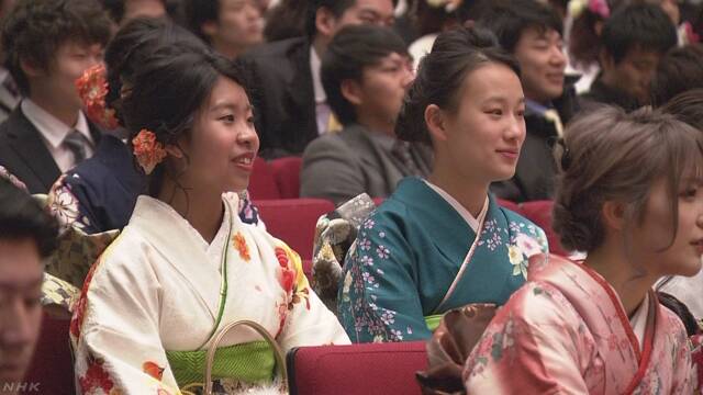 東京23区で新しく成人した人 8人のうち1人が外国人