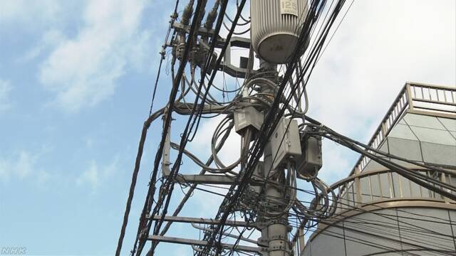 地震のとき救助の車が通る道などの電柱をなくす計画