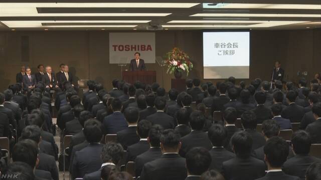 多くの会社が新しい社員を迎える入社式を行う
