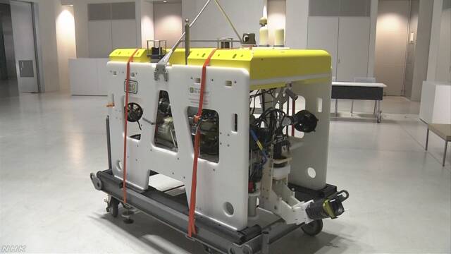 海の深い所で生き物を探して取るロボットを作る