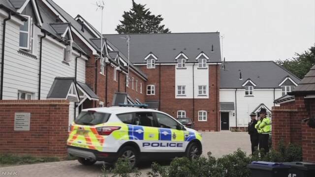イギリス 家の中で倒れていた2人の体から毒が見つかる