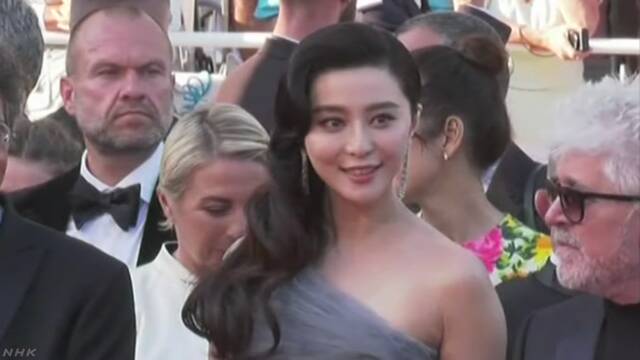 中国 女優に税金と罰金を140億円払うように命令する